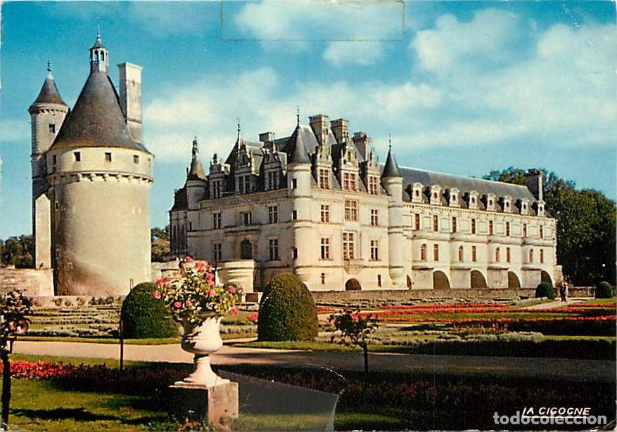 Postales: Francia - 37 - Chenonceau - Le Ch&acirc;teau - A gauche, la tour de Marques - Etat scotch visible sur le b