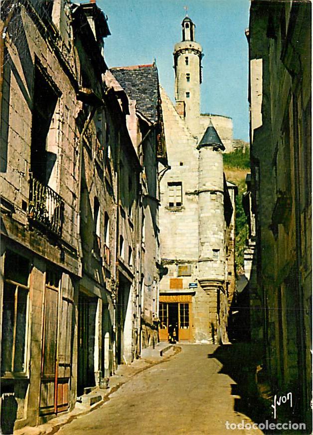 Postales: Francia - 37 - Chinon - Le Ch&acirc;teau - Tour de l'Horloge et maison o&ugrave; nriourut Richard C�ur de Lion en