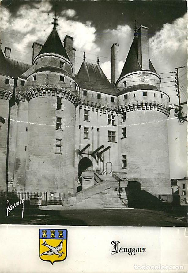 Cartes Postales: Francia - 37 - Langeais - Fa&ccedil;ade du Ch&acirc;teau - CPSM grand format - Blasons - CPM - Voir Scans Recto-V