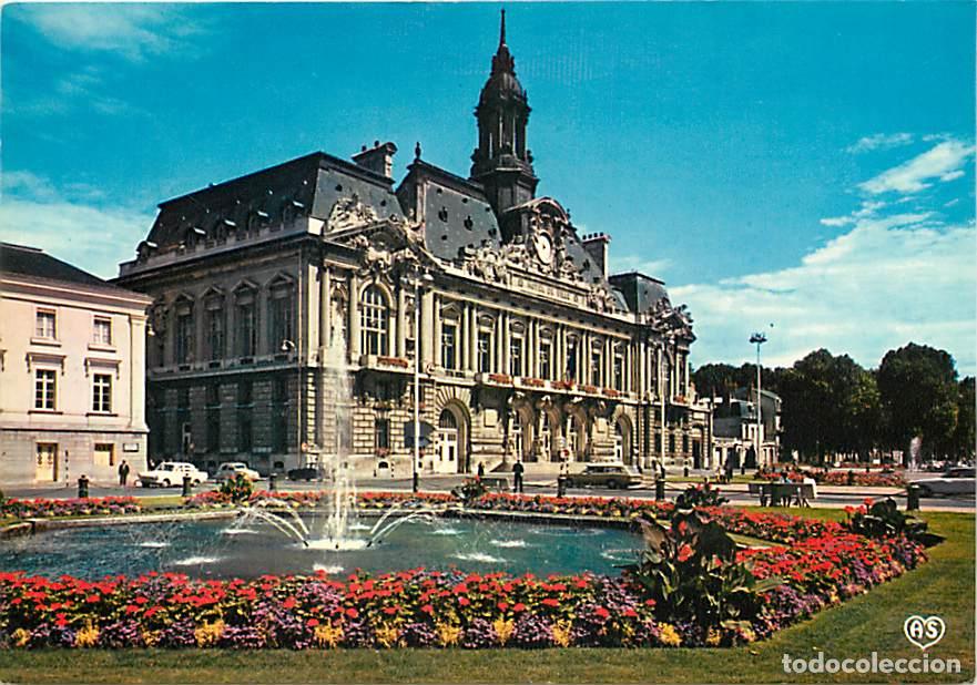 Postales: Francia - 37 - Tours - Place Jean-Jaur&egrave;s - L'Hotel de Ville - Automobiles - Fleurs - Flamme Postale