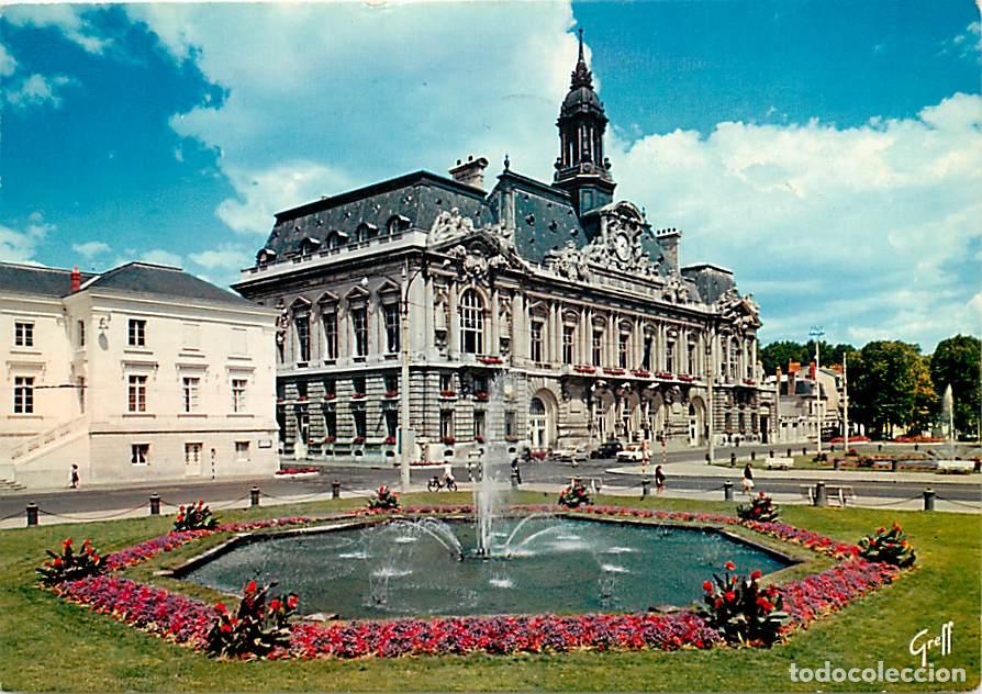 Postales: Francia - 37 - Tours - L'Hotel de Ville - Fleurs - CPM - Voir Scans Recto-Verso