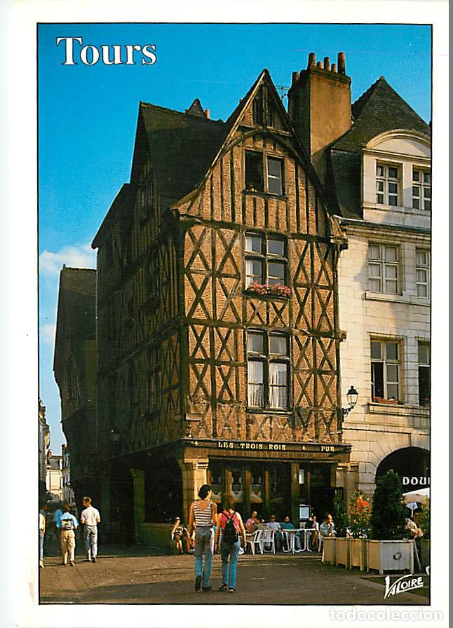 Postales: Francia - 37 - Tours - Maison du Xve si&egrave;cle, piace Plumereau - Maison &agrave; pans de bois - CPM - Voir Sc