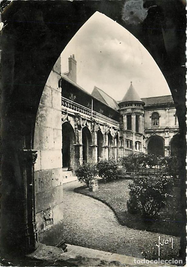 Postales: Francia - 37 - Tours - Clo&icirc;tre de la Psalette - CPSM grand format - Voir Timbre - CPM - Voir Scans R