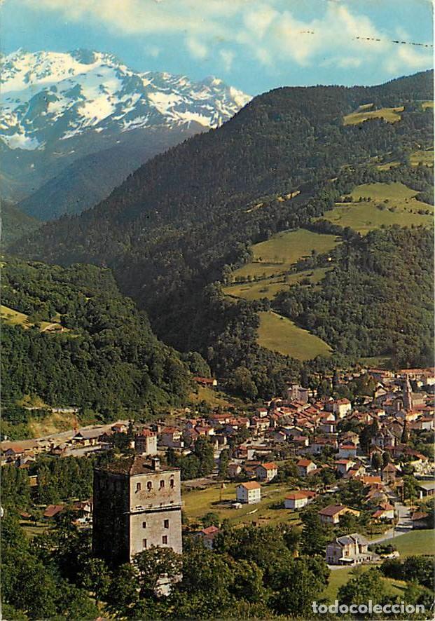 Postales: Francia - 38 - Allevard les Bains - Vue g&eacute;n&eacute;rale et le Massif du Gleyzin - Au premier plan, la Tour