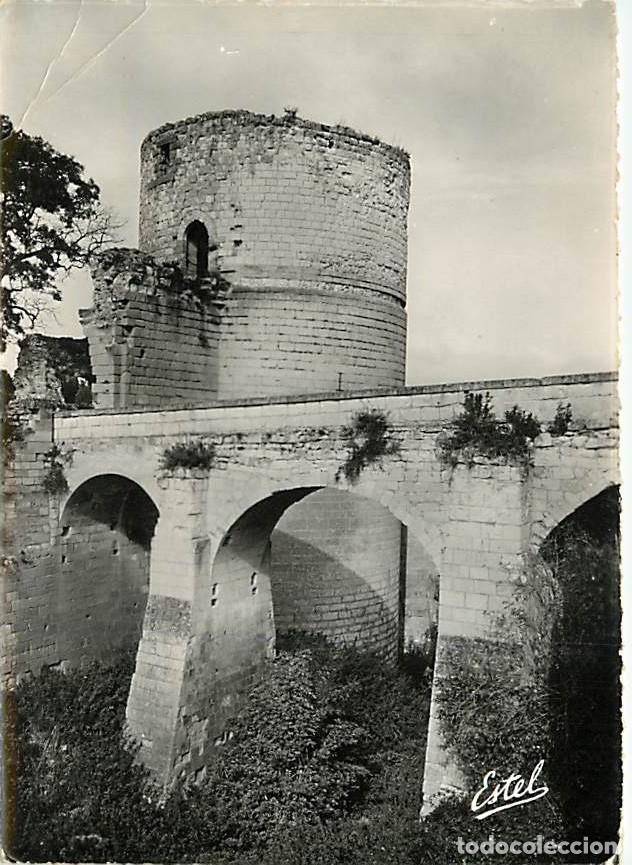 Postales: Francia - 37 - Chinon - La Tour du Coudray - CPSM grand format - Etat pli visible - CPM - Voir Scans