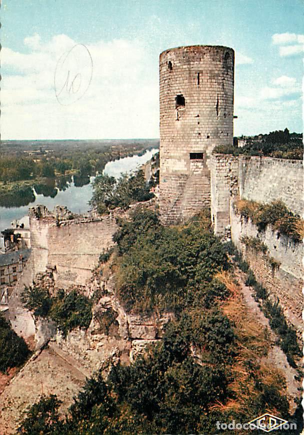 Postales: Francia - 37 - Chinon - Le Ch&acirc;teau - Tour du Moulin et Vall&eacute;e de la Vienne - Carte Neuve - CPM - Voi