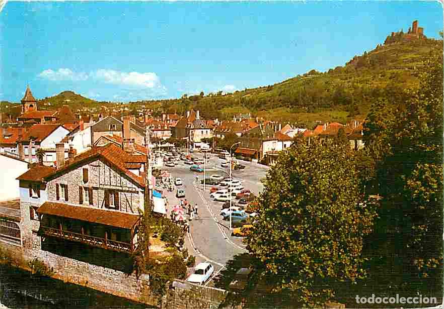 Postales: Francia - 46 - Saint C&eacute;r&eacute; - Place de la R&eacute;publique - Tours de Saint Laurent - CPM - Voir Scans Recto