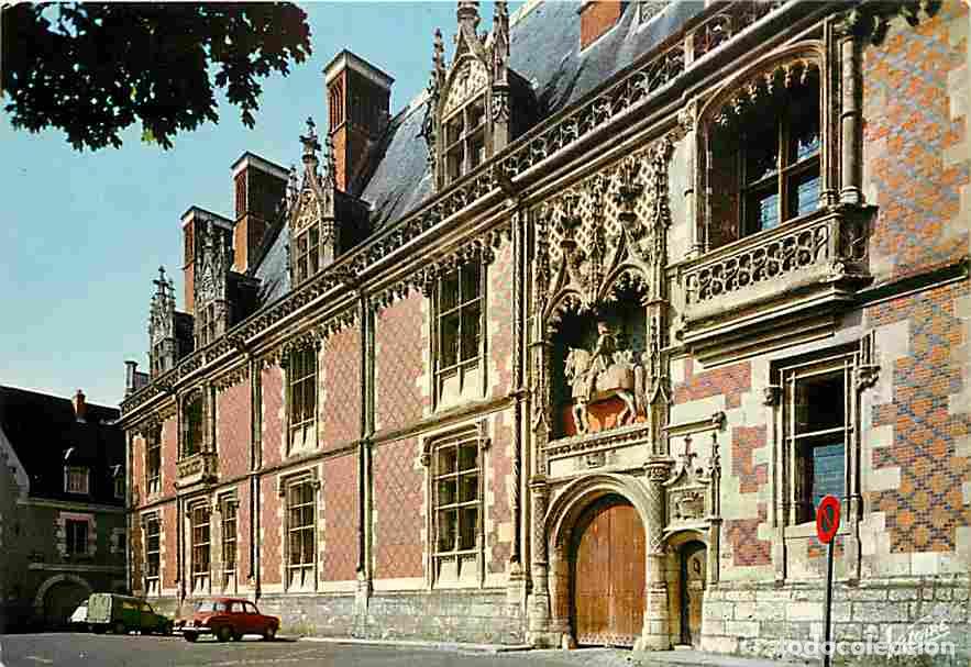 Postales: Francia - 41 - Blois - Entr&eacute;e du Ch&acirc;teau - L'aile Louis XIl avec sa porte surmont&eacute;e du porc-&eacute;pic et