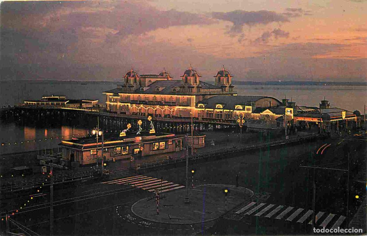 Postkarten: Royaume-Uni - Southsea - Southsea illuminations - the south pier illuminations are a great feature o