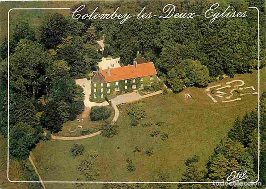 Cartoline: Francia - 52 - Colombey les Deux Eglises - Vue a&eacute;rienne de La Boisserie demeure du G&eacute;n&eacute;ral de Gaulle