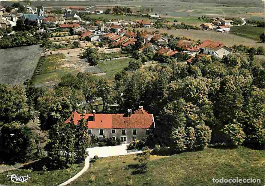 Cartoline: Francia - 52 - Colombey les Deux Eglises - Vue G&eacute;n&eacute;rale a&eacute;rienne - La Boisserie demeure du G&eacute;n&eacute;ral d