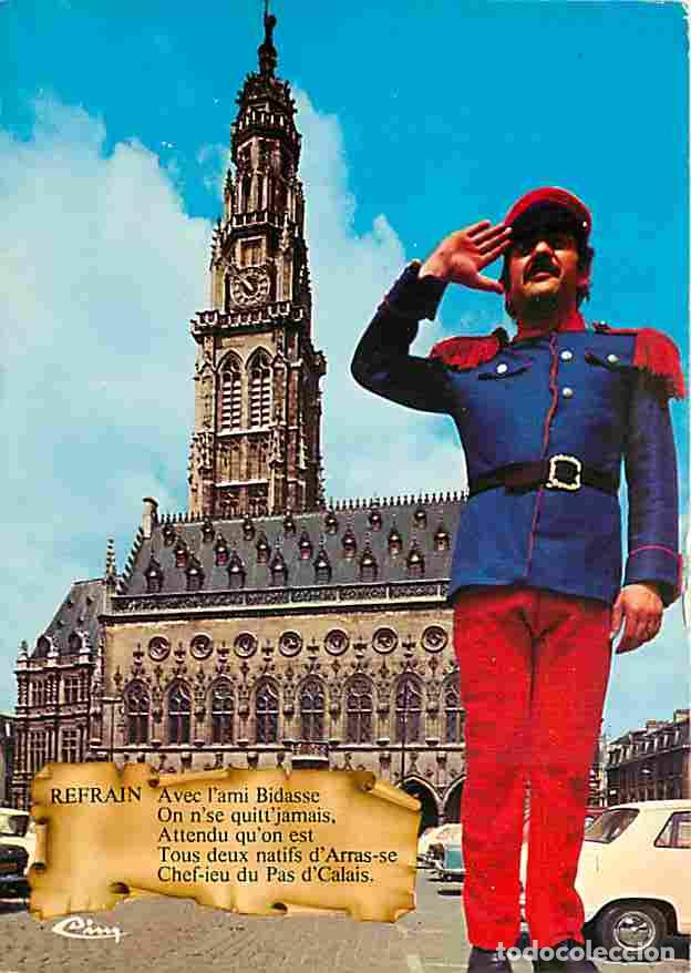 Cartoline: Francia - 62 - Arras - L'Hotel de Ville - Le Beffroi - Automobiles - L'ami Bidasse - Carte Neuve - C
