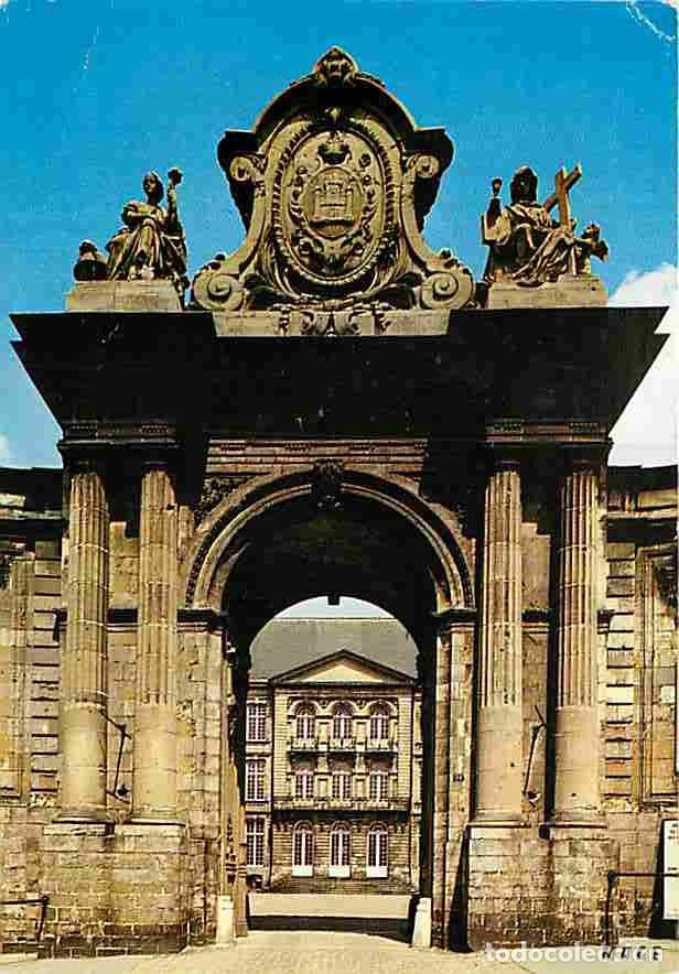 Cartoline: Francia - 62 - Arras - Le Palais Saint Vaast - Entr&eacute;e - Etat pli visible - CPM - Voir Scans Recto-Ve