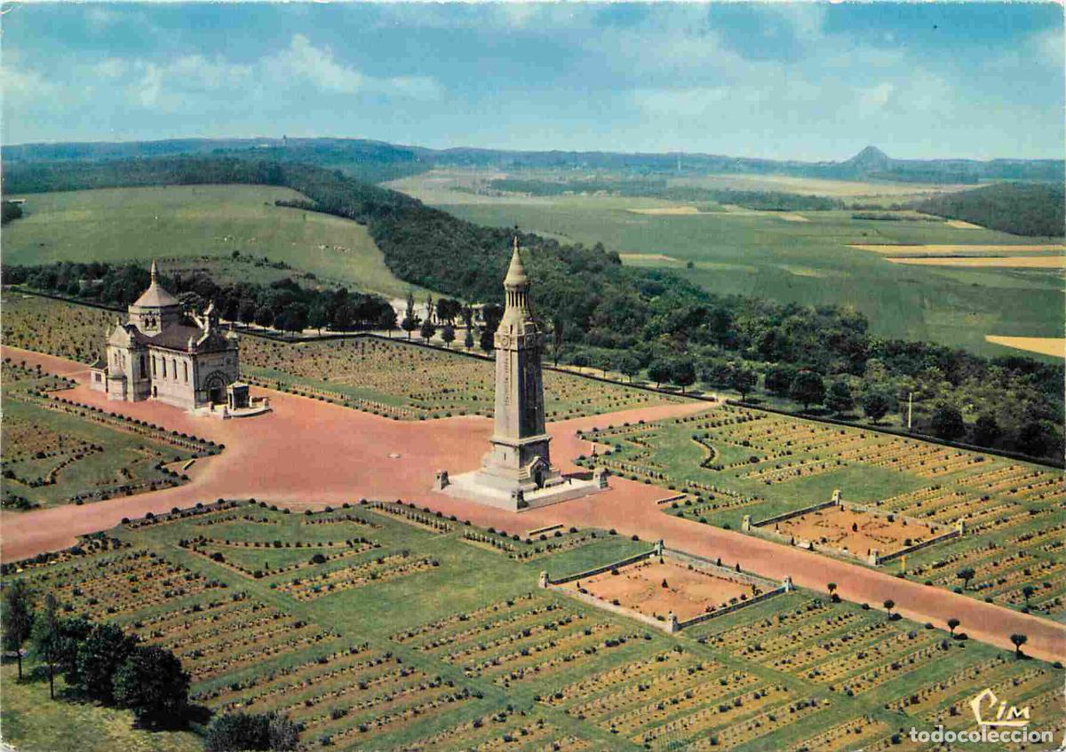 Cartes Postales: Francia - 62 - Notre Dame de Lorette - Le Cimeti&egrave;re Militaire - Vue a&eacute;rienne du cimeti&egrave;re national -