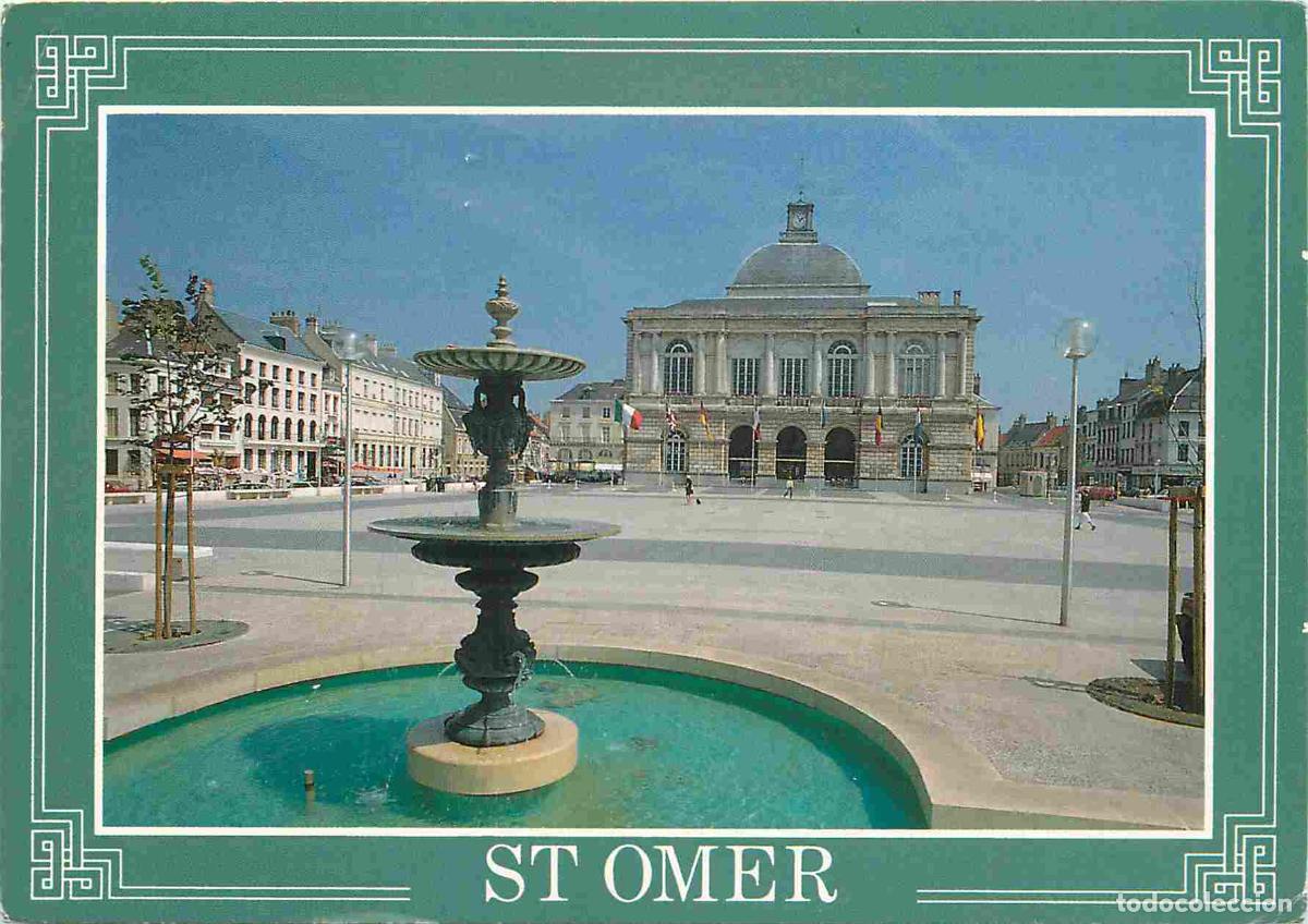 Cartes Postales: Francia - 62 - Saint Omer - Place du Mar&eacute;chal Foch - Fontaine - Hotel de Ville - CPM - Voir Scans Re