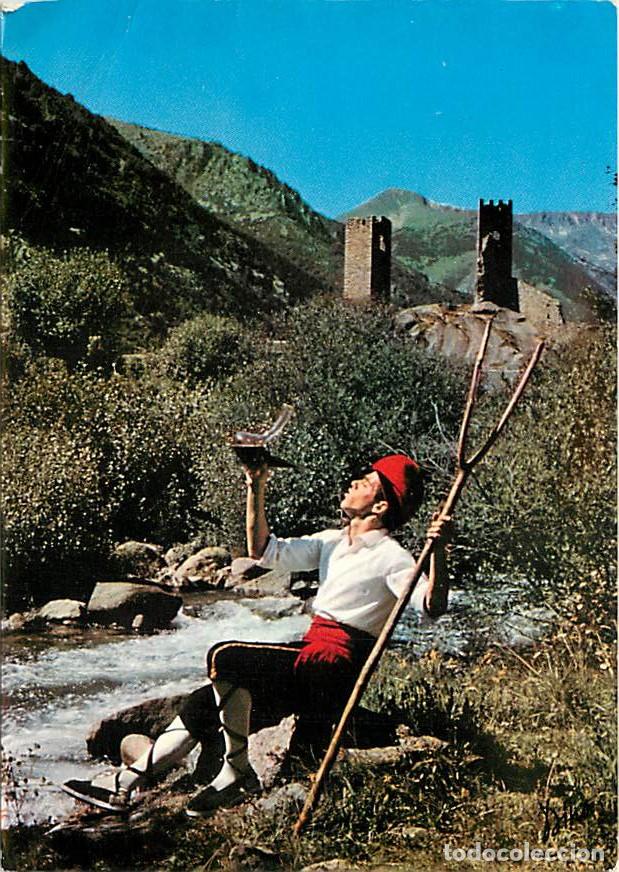 Postales: Francia - 66 - Les Tours de Carol - Jeune Catalan buvant au Porro - Folklore - CPM - Voir Scans Rect