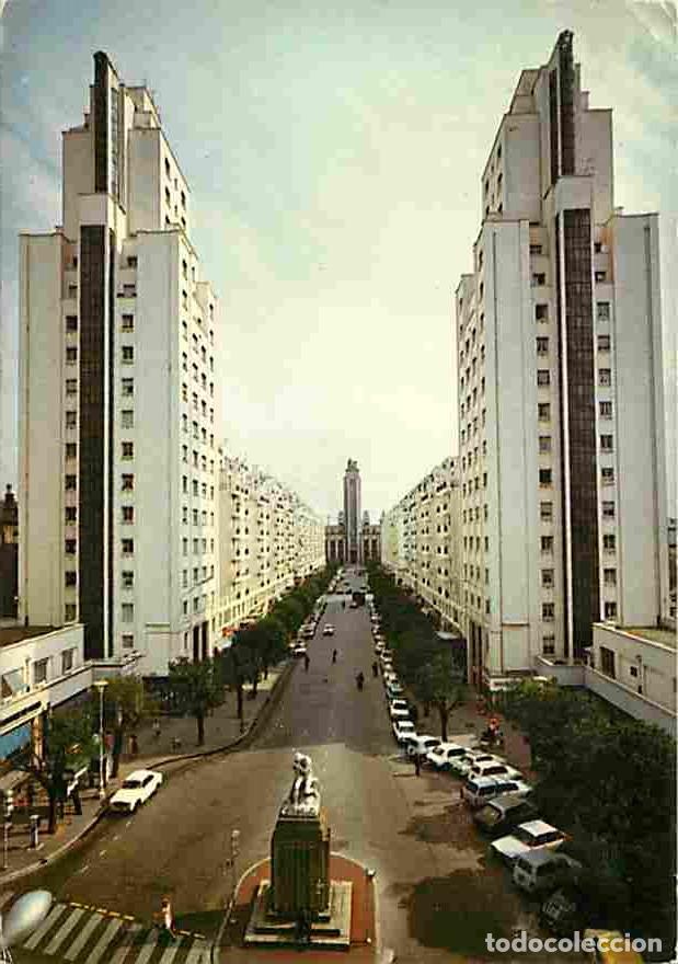 Postales: Francia - 69 - Villeurbanne - Les tours des Gratte-Ciel et l'avenue H Barbusse - Flamme Postale fest