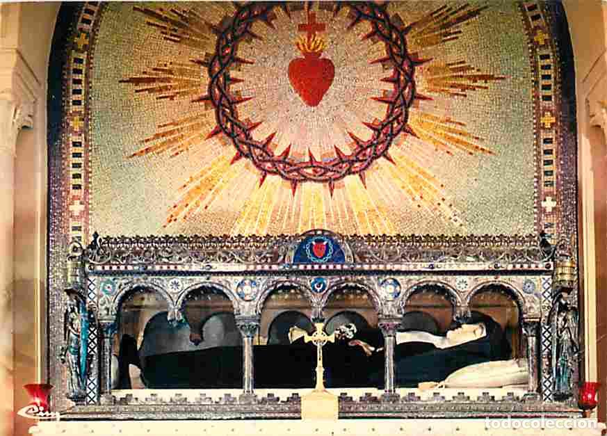 Postales: Francia - 71 - Paray le Monial - Chapelle de la Visitation - La ch&acirc;sse de Ste-Marguerite-Marie - Art