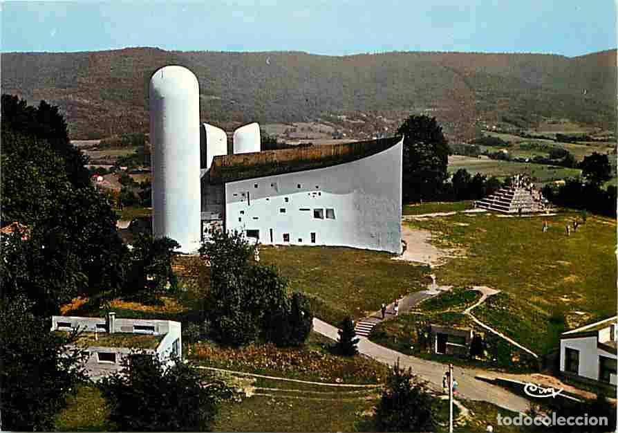 Postales: Francia - 70 - Ronchamp - Chapelle de Notre Dame du Haut - Vue a&eacute;rienne - Carte Neuve - CPM - Voir S