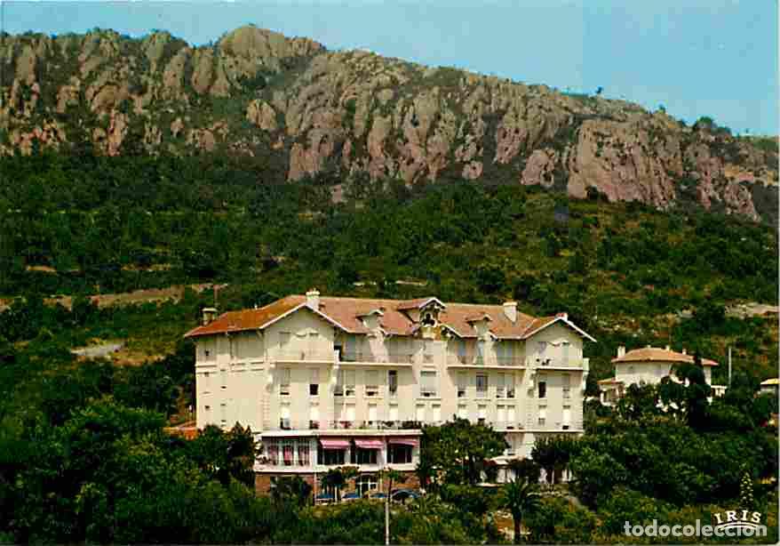 Postales: Francia - 83 - Saint Raphael - Maison Familiale des Arm&eacute;es - Les Roches Rouges - Agay - CPM - Voir S