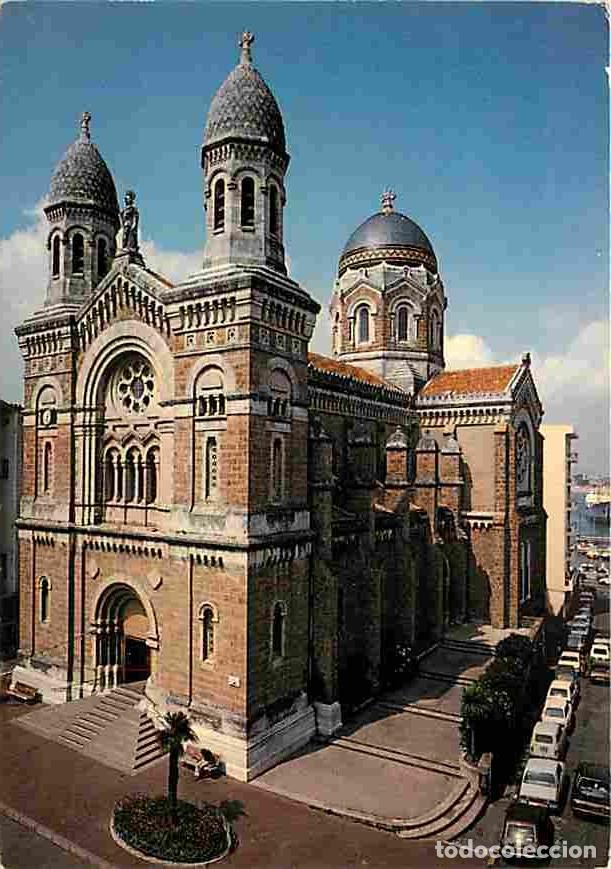 Postales: Francia - 83 - Saint Raphael - La Cath&eacute;drale - Automobiles - CPM - Voir Scans Recto-Verso