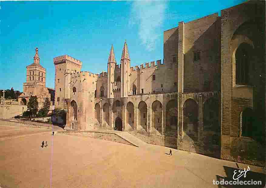 Postales: Francia - 84 - Avignon - Notre-Dame-des-Doms - La Tour Campane - Le Palais des Papes &eacute;difi&eacute; sous le