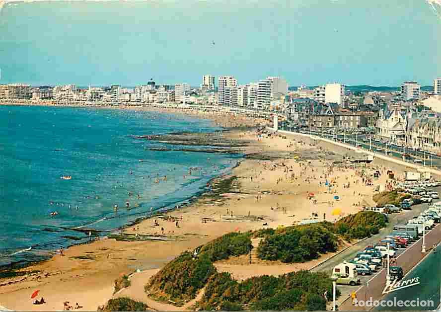 Postales: Francia - 85 - Les Sables d'Olonne - Vue g&eacute;n&eacute;rale a&eacute;rienne de la Plage - CPM - Voir Scans Recto-Vers