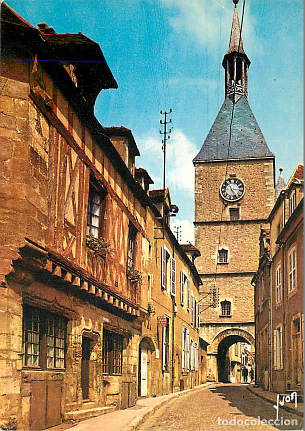 Postales: Francia - 89 - Avallon - Tour de l'Horloge et Maisons anciennes - Carte Neuve - CPM - Voir Scans Rec