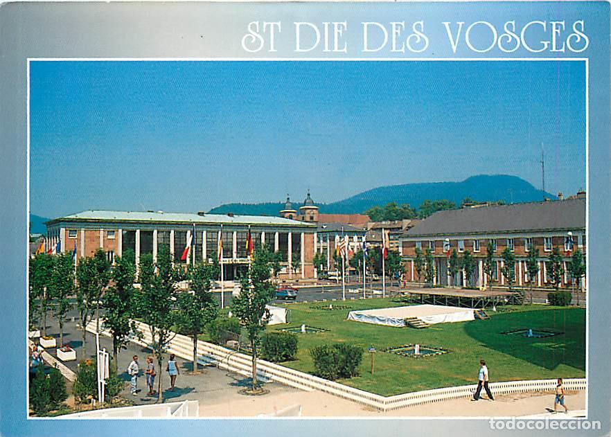 Postales: Francia - 88 - Saint Di&eacute; des Vosges - H&ocirc;tel de ville vu de la Tour de la Libert&eacute; - Carte Neuve - CPM