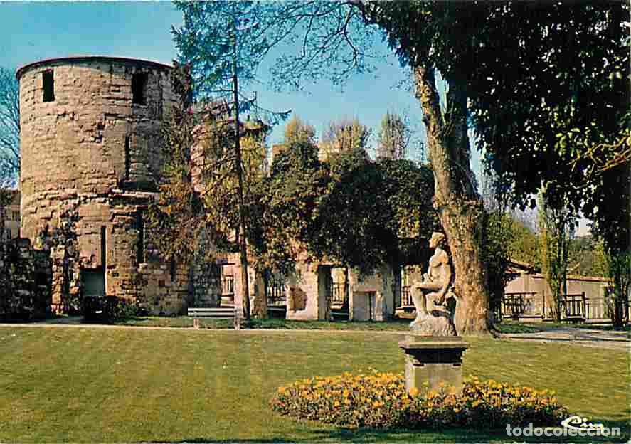 Postales: Francia - 94 - Saint Maur des Foss&eacute;s - Square de l'Abbaye - Tour Rabelais - Fleurs - CPM - Voir Scan