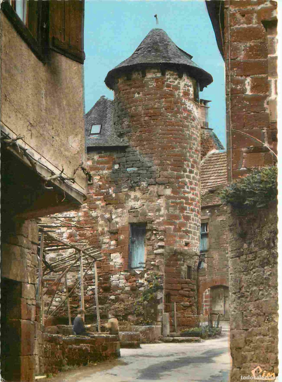 Postales: Francia - 19 - Collonges la Rouge - Vieille Rue et Tour de l'H&ocirc;tel de Friac - Mention photographie v