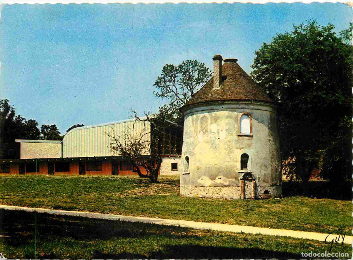 Postales: Francia - 77 - Montry - CREPS de l'Acad&eacute;mie de Paris - La tour et les gymnases - Carte dentel&eacute;e - CP
