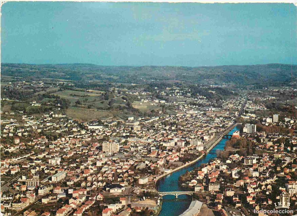 Postales: Francia - 19 - Brive la Gaillarde - Vue g&eacute;n&eacute;rale et les bords de la Corr&egrave;ze - Au 1e plan le Pont de