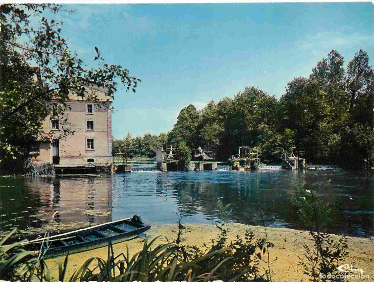 Postales: Francia - 16 - Saint Simeux - Bords de la Charente - Le Moulin avec les P&ecirc;cheries - CPM - Voir Scans