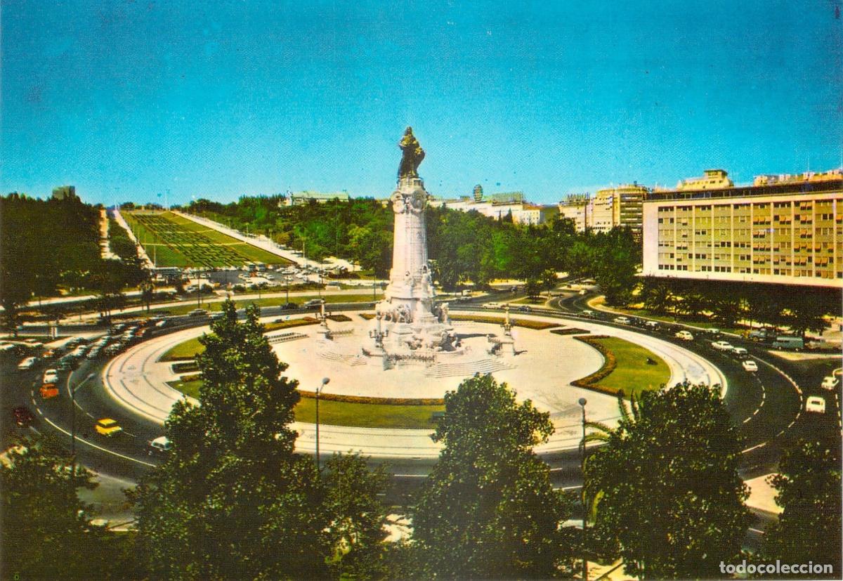 Cartoline: Postal Panor&aacute;mica de Lisboa: Pra&ccedil;a Marqu&ecirc;s de Pombal y Monumento
