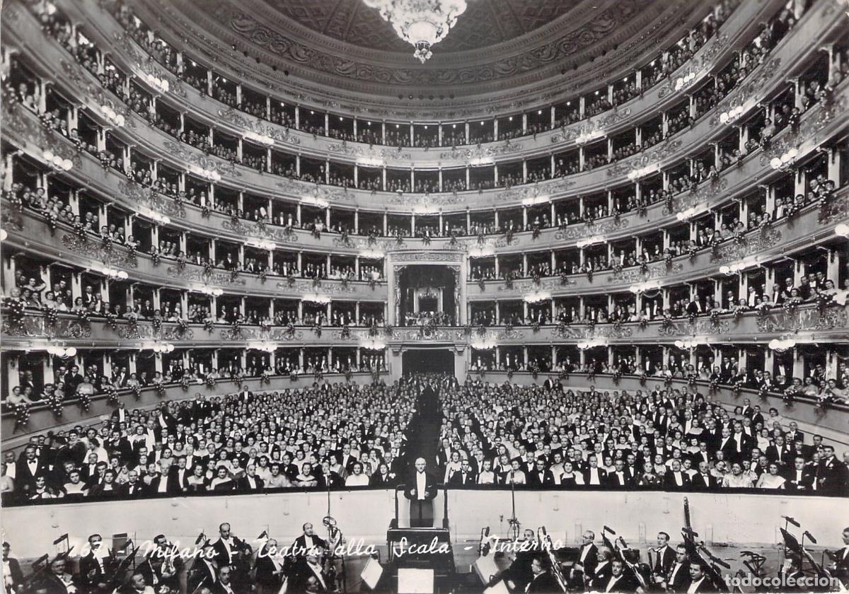 Cartoline: Postal Milano Teatro alla Scala Interior Completo con P&uacute;blico