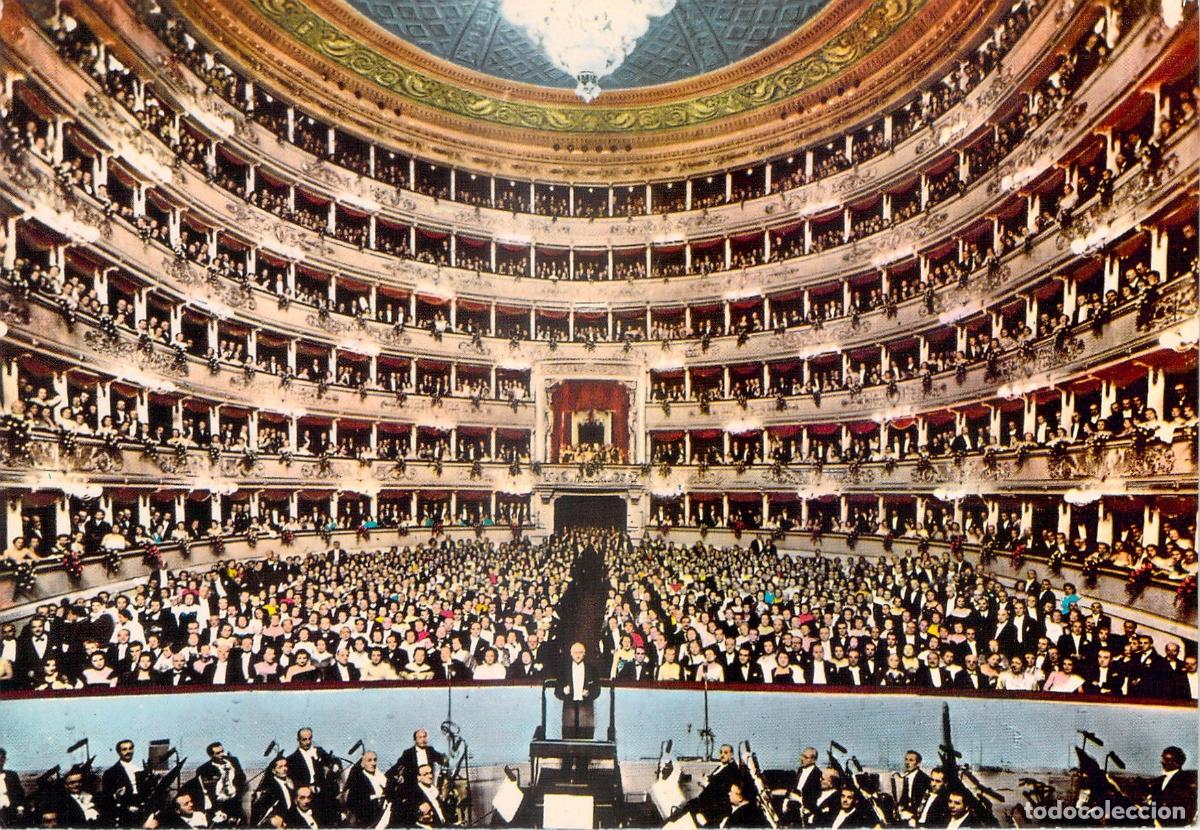 Postais: Postal Milano Teatro alla Scala Director Victor De Sabata, Interior con p&uacute;blico