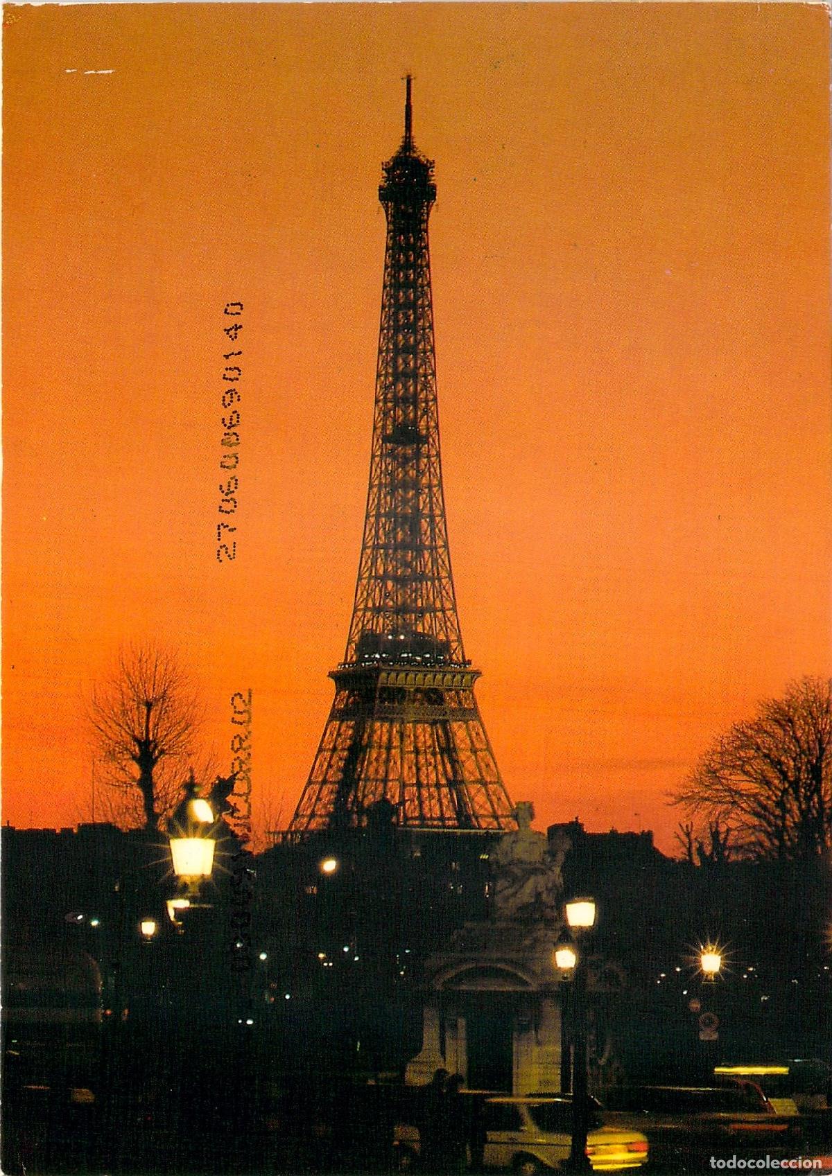 Postales: Postal de la Torre Eiffel en Par&iacute;s al Atardecer - Foto 1