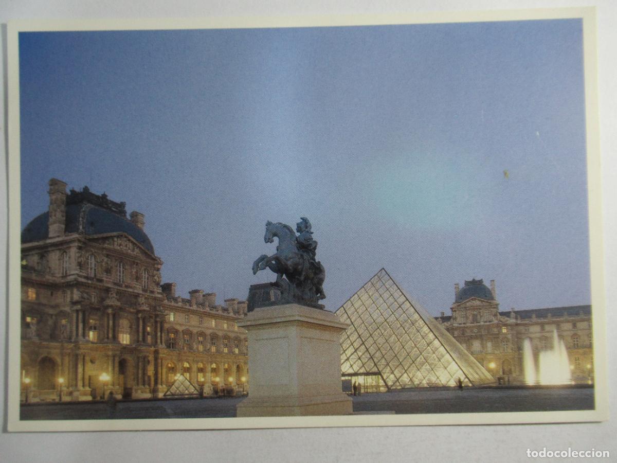 Postales: Paris - Mus&eacute;e du Louvre - La Pyramide - S/C - Foto 1
