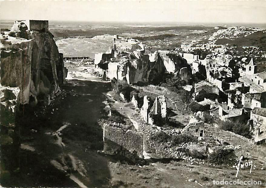 Postales: Francia - Carte Postale - 13 - Les Baux de Provence - Les ruines, au fond la four vestige d'un des m