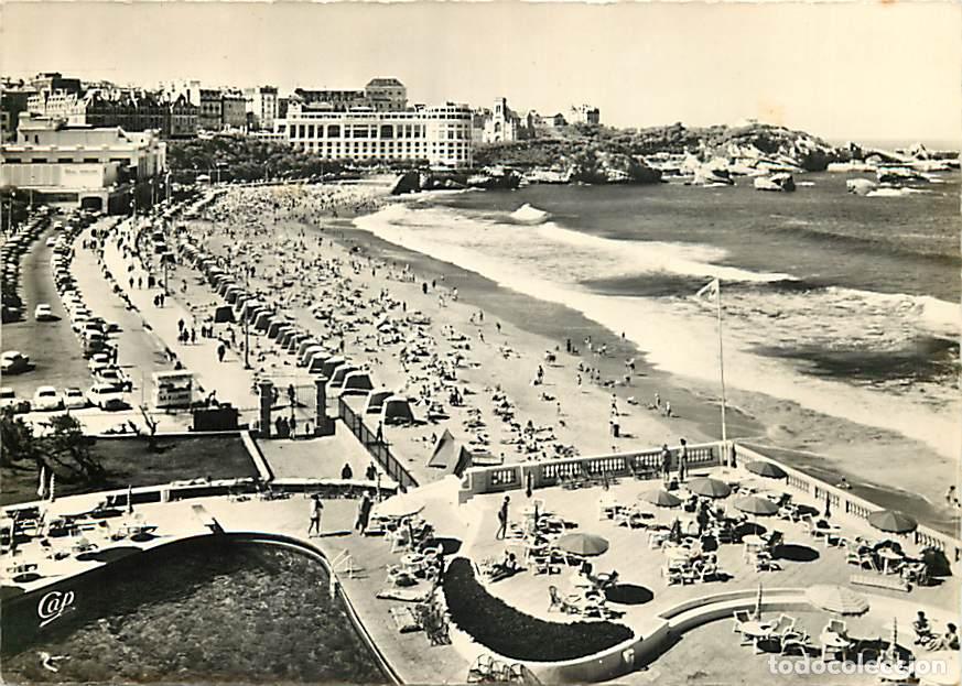 Postcards: Francia - Carte Postale - 64 - Biarritz - La grande Plage et le Casino Bellevue - Vue a&eacute;rienne - Mar