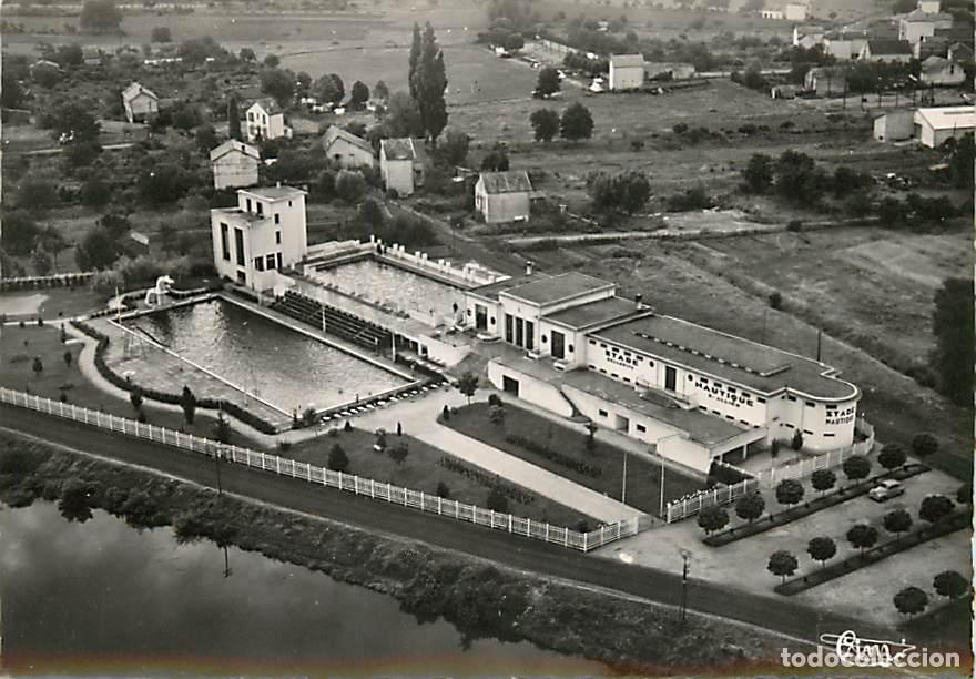 Postcards: Francia - Carte Postale - 03 - Bellerive sur Allier - Vue a&eacute;rienne du stade nautique - Mention Photo