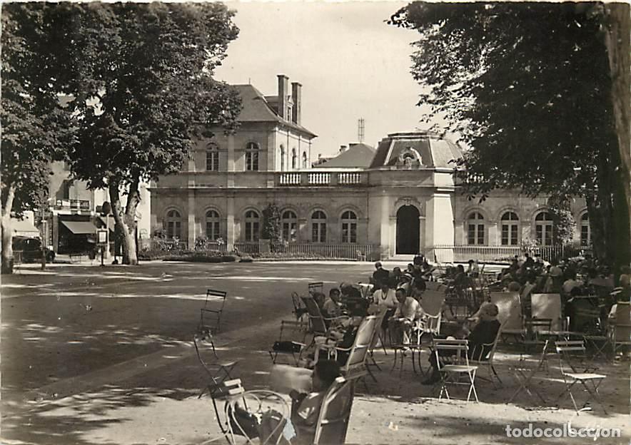 Postales: Francia - Carte Postale - 03 - N&eacute;ris les Bains - Entr&eacute;e du grand Etablissement Thermal - Anim&eacute;e - CP
