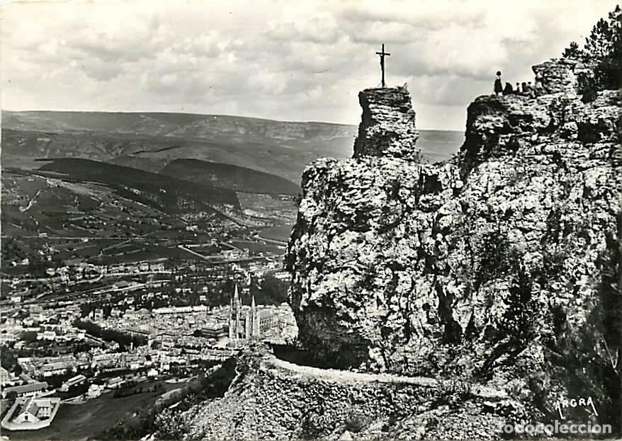Postcards: Francia - Carte Postale - 48 - Mende - Vue a&eacute;rienne - Le grand Rocher de St-Privat - Carte dentel&eacute;e