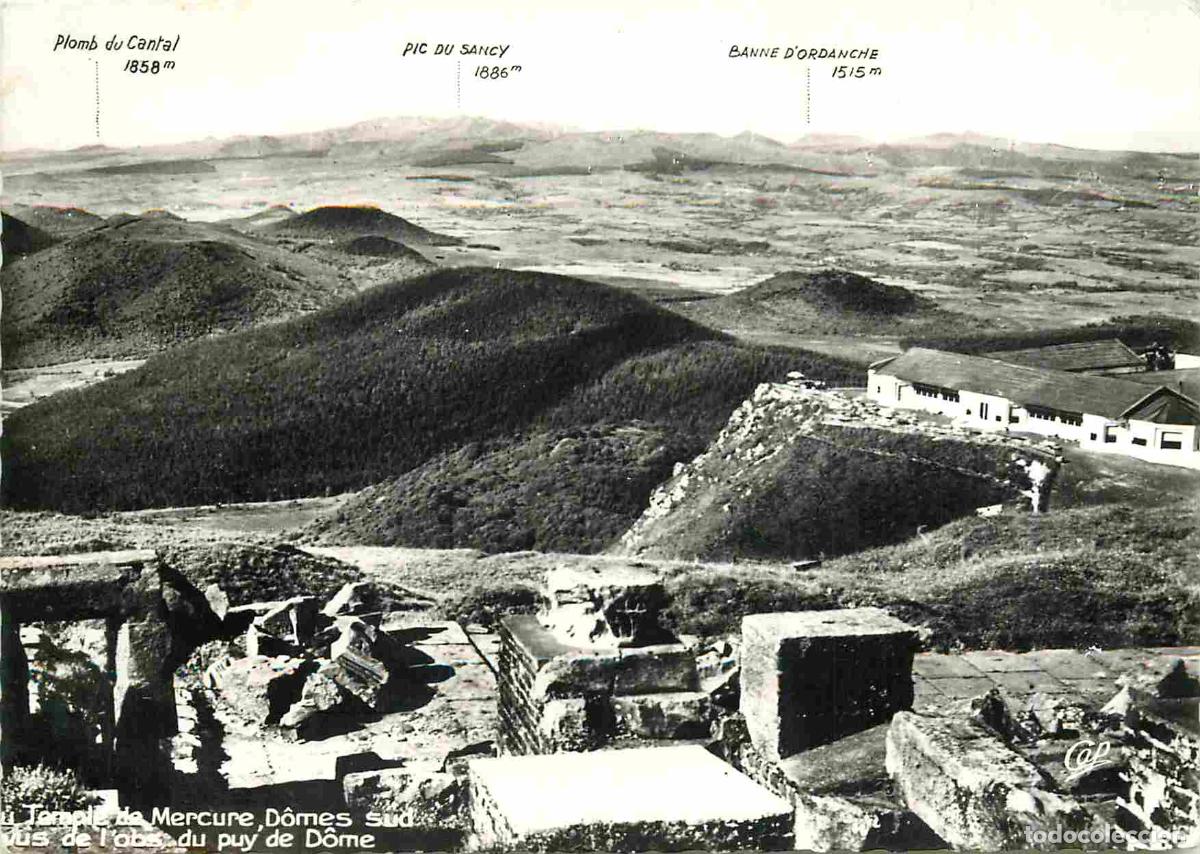 Postkarten: Francia - Carte Postale - 63 - Puy de Dome - Les D&ocirc;mes Sud vus du Puy-de-D&ocirc;me - Mention Photographie