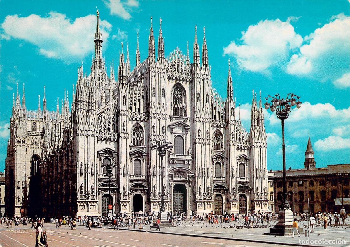 Postales: Postal de la Catedral de Mil&aacute;n y Piazza del Duomo en Italia