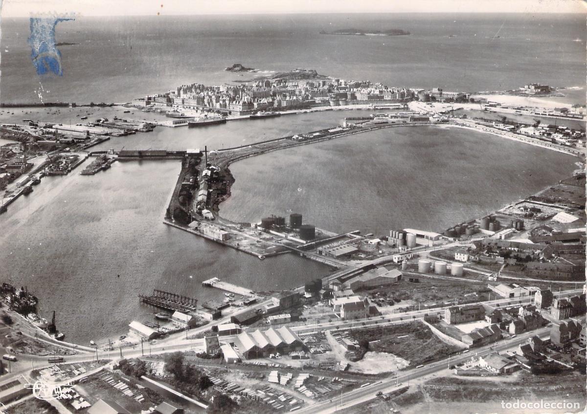 Postales: Postal de Saint-Malo Francia, Vista A&eacute;rea de los Muelles y la Ciudad