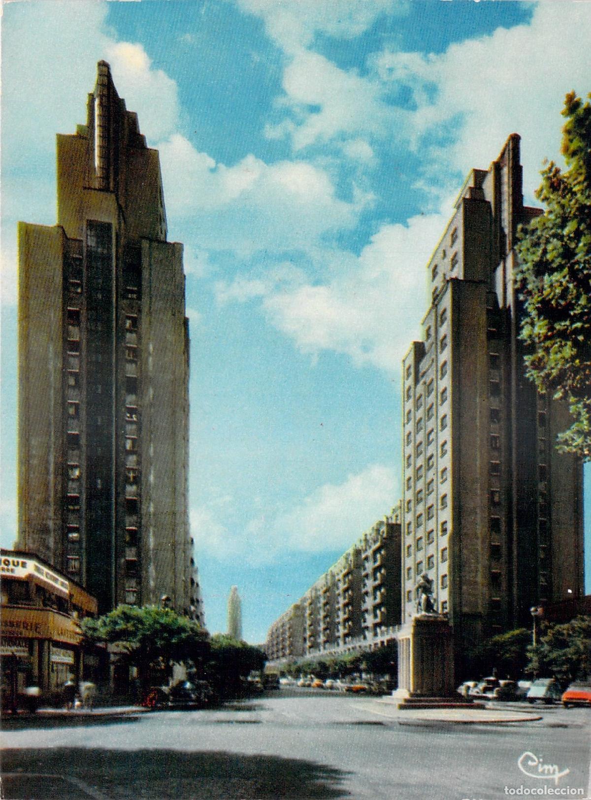 Postcards: Postal de Villeurbanne - Avenida Henri Barbusse y Gratte-Ciel