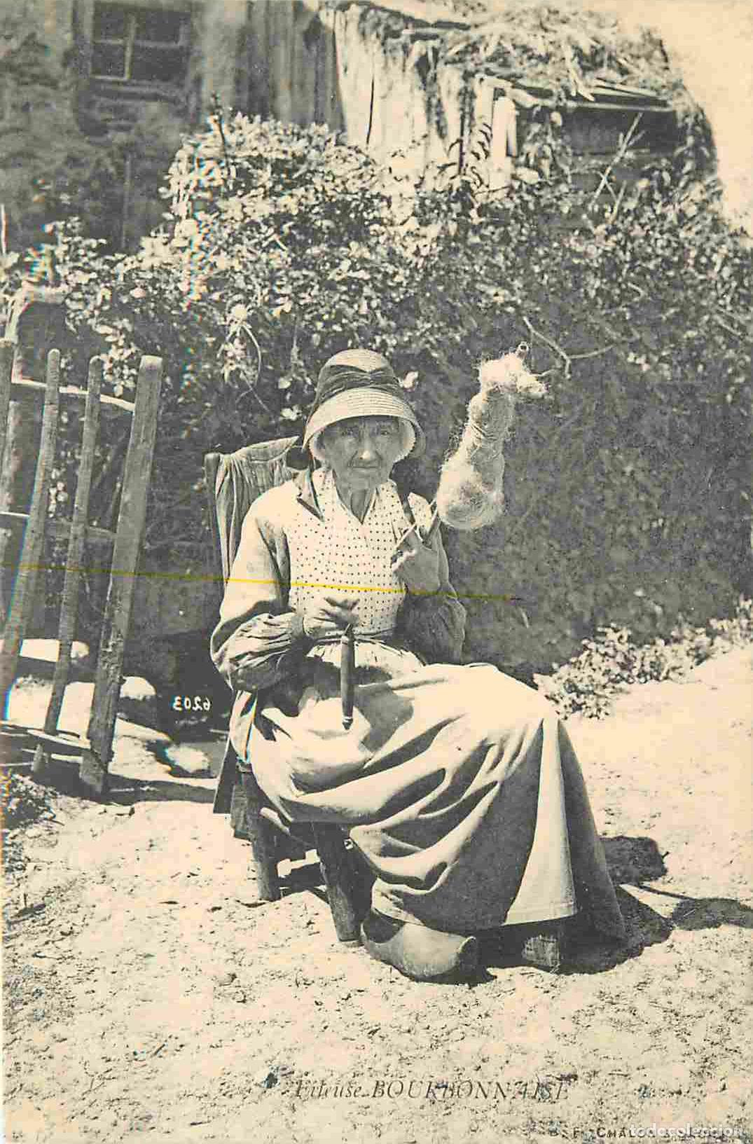Postkarten: Carte Postale Ancienne - 03 - Bourbonnais - Fileuse bourbonnaise - Anim&eacute;e - Folklore Sc&egrave;nes et Types