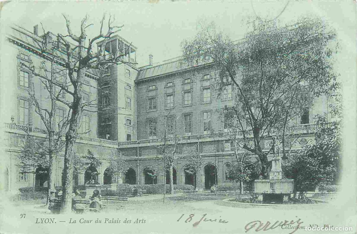 Cartes Postales: Carte Postale Ancienne - 69 - Lyon - La Cour du Palais des Arts - Pr&eacute;curseur - CPA - Oblit&eacute;ration de